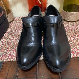 Like new Naya booties size 9 black